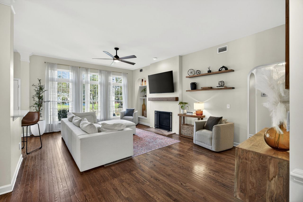 1617 William Hapton Way Photo 18