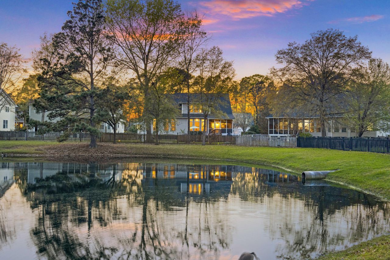 1617 William Hapton Way Photo 2