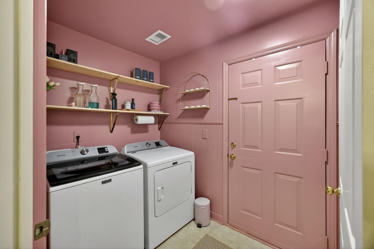 1617 William Hapton Way Photo 36