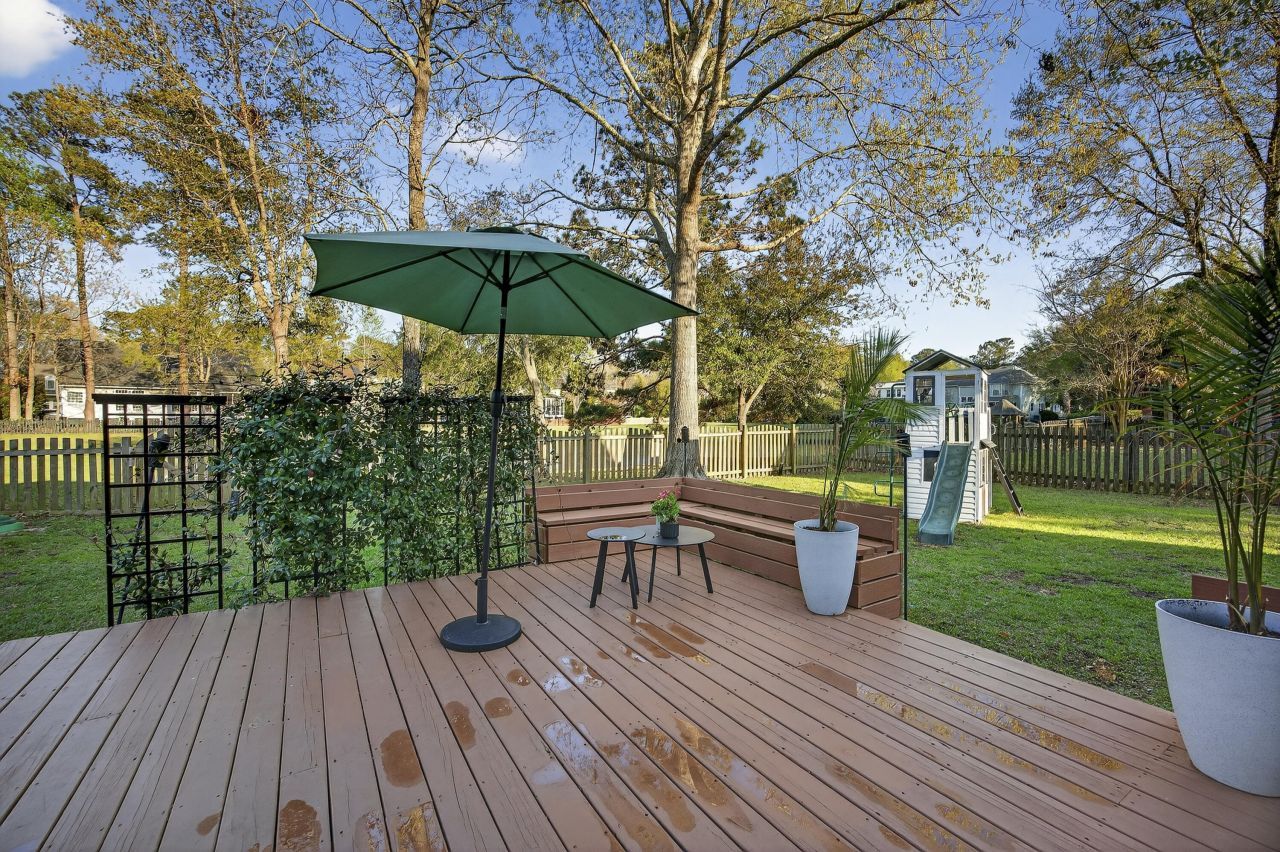 1617 William Hapton Way Photo 43