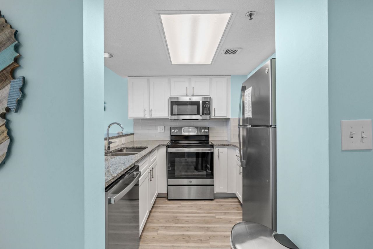 1700 N Ocean Blvd. Photo 11