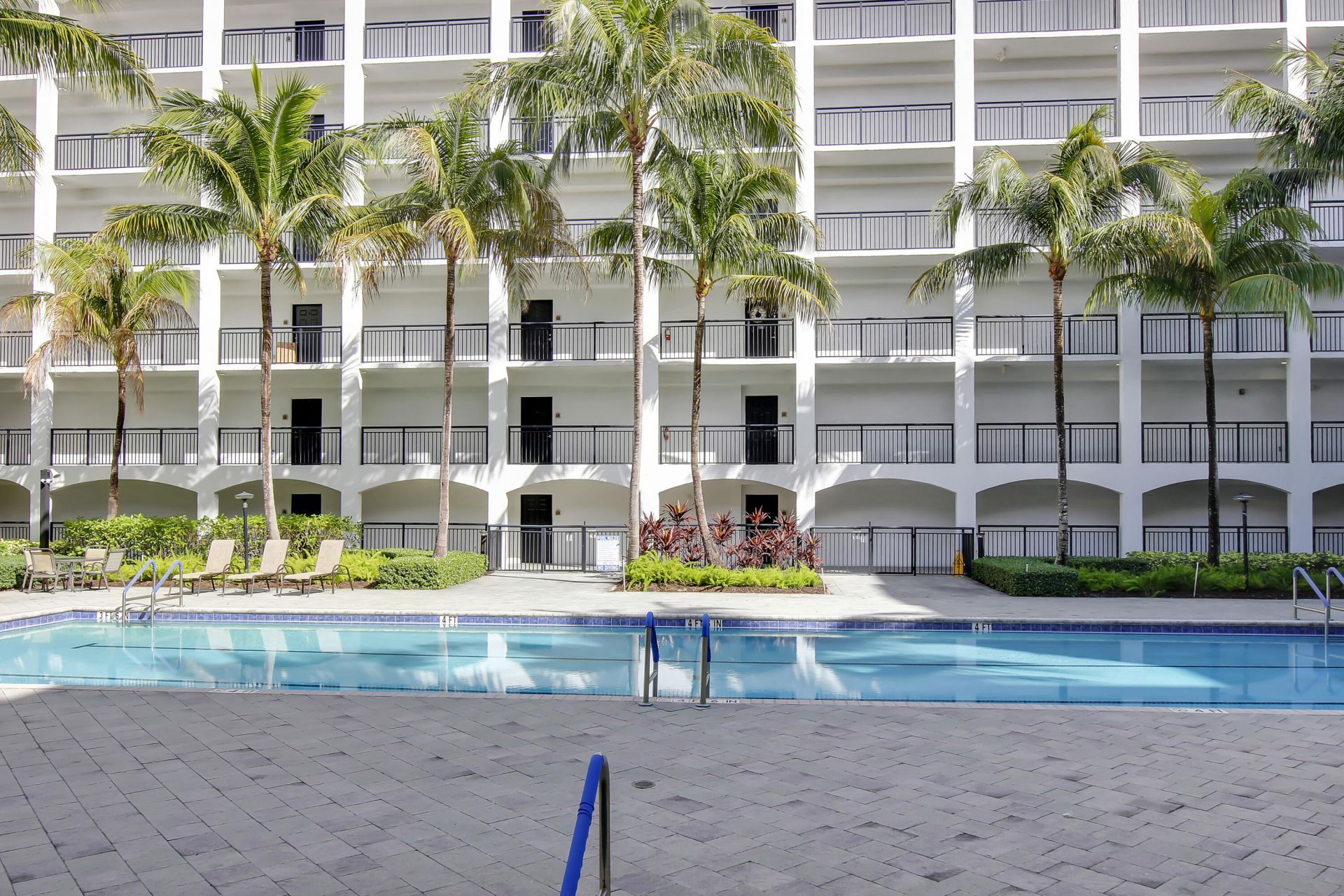 1690 Renaissance Commons Boulevard, Boynton Beach, FL 33426 Photo