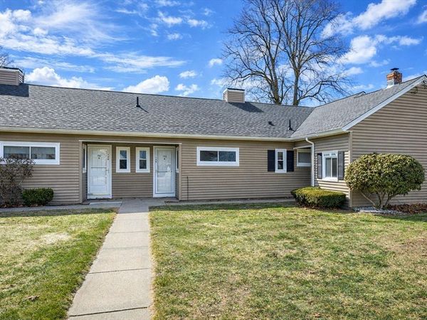 156 Horseshoe Drive, Unit 156, Chicopee, MA 01022