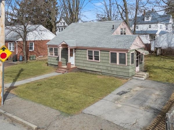 234 Foster St, Lowell, MA 01851