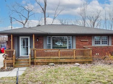 32653 Beacon Lane, Fraser, MI 48026