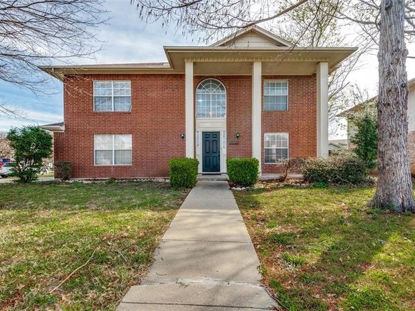 8720 Wind River Drive, Fort Worth, TX 76179