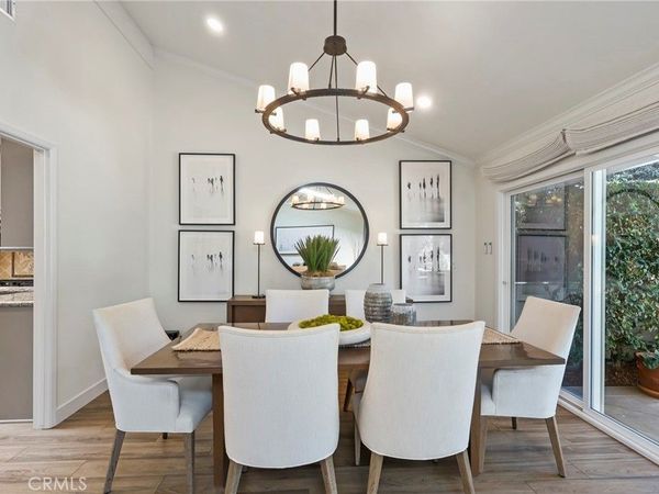 443 Vista Parada, Newport Beach, CA 92660