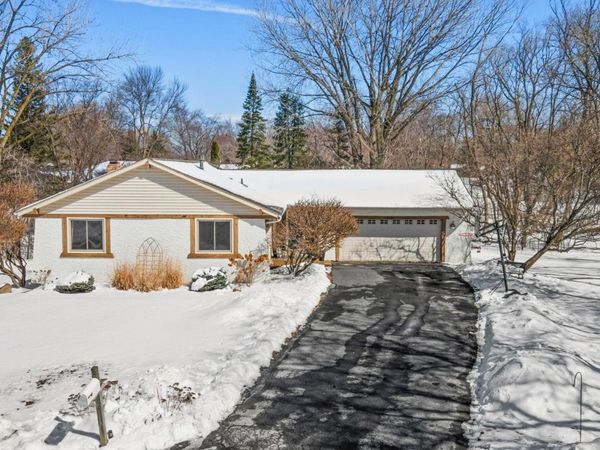 18830 Pheasant Circle, Eden Prairie, MN 55346