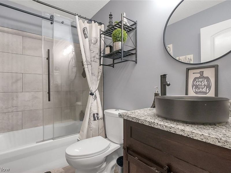 748 Loreto Lane, Columbus, OH 43004 Photo 18