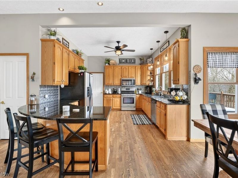 7582 Wilton Lane, North Royalton, OH 44133 Photo 10