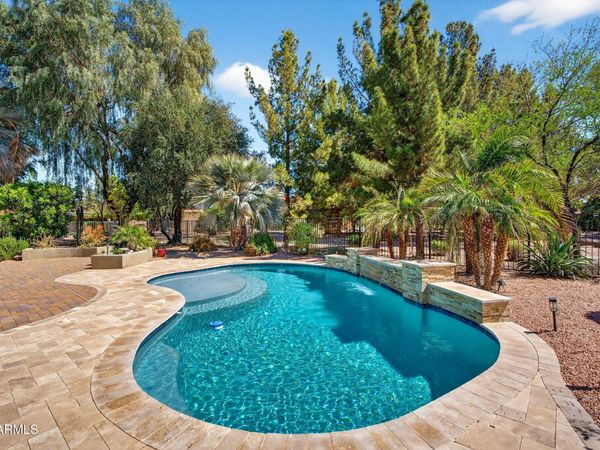 9038 E NACOMA Drive, Sun Lakes, AZ 85248