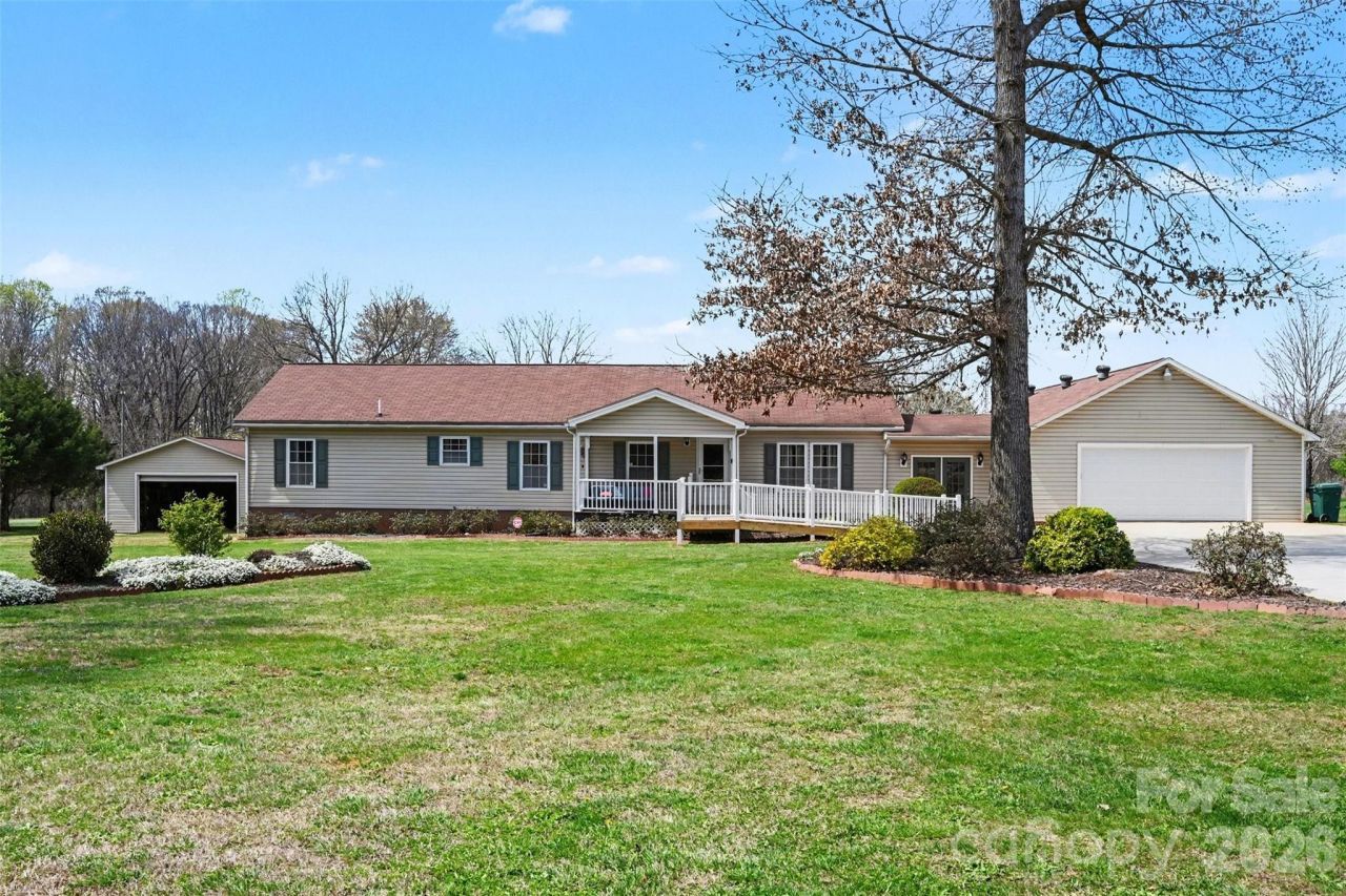 109 Beechwood Drive, Salisbury, NC 28147 Main Photo