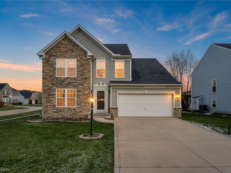 147 Stone Ridge Way, Berea, OH 44017 Photo 1