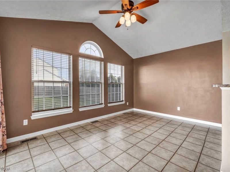 147 Stone Ridge Way, Berea, OH 44017 Photo 11