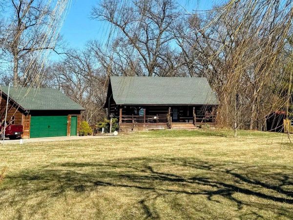 28829 N BITNER Road, Glasford, IL 61533