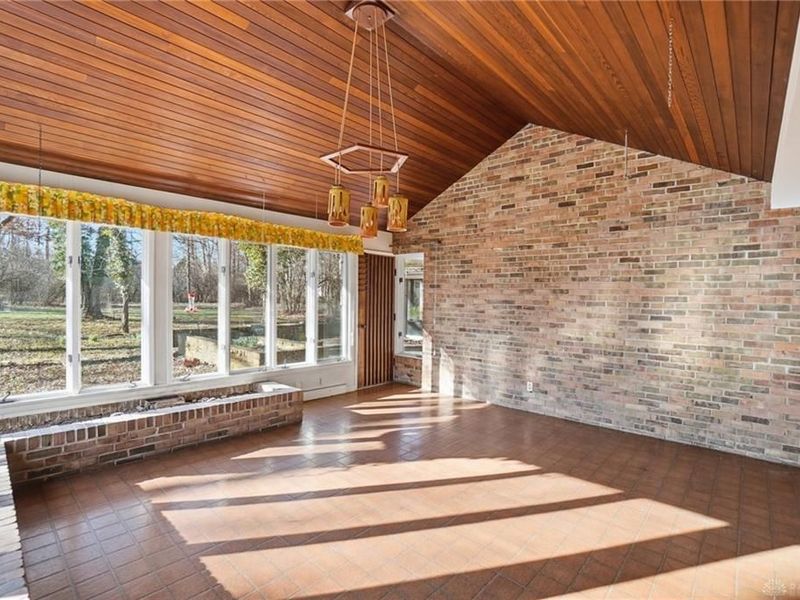 2438 Signal Hill Road, Springfield, OH 45504 Photo 17