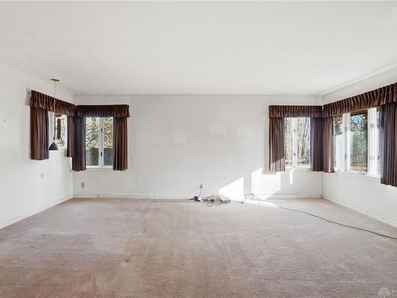 2438 Signal Hill Road, Springfield, OH 45504 Photo 18