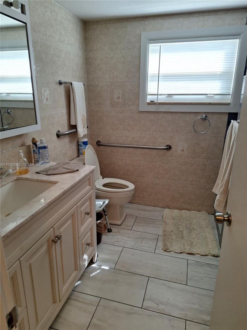 5525 SE Ault Ave , Stuart, FL 34997 Photo