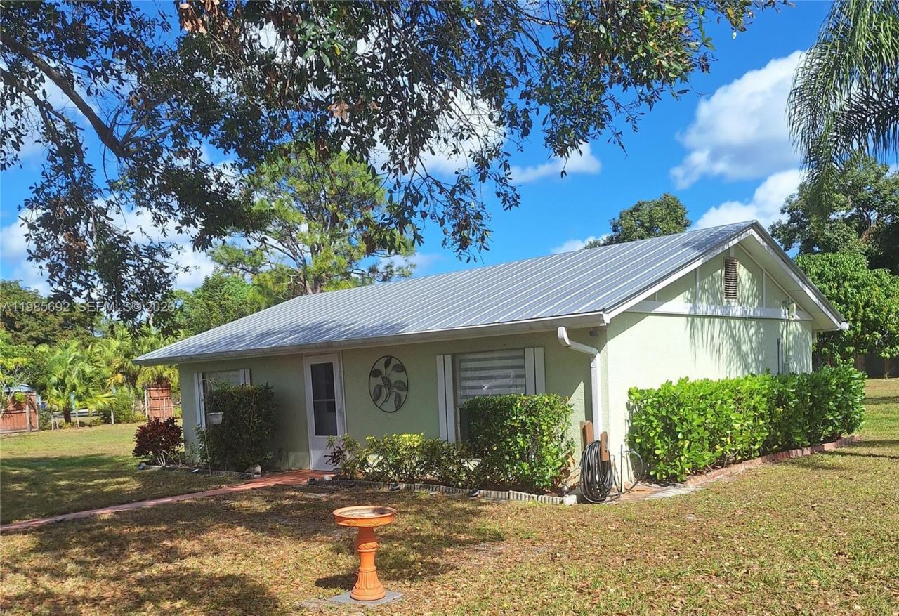 5525 SE Ault Ave, Stuart, FL 34997 Photo