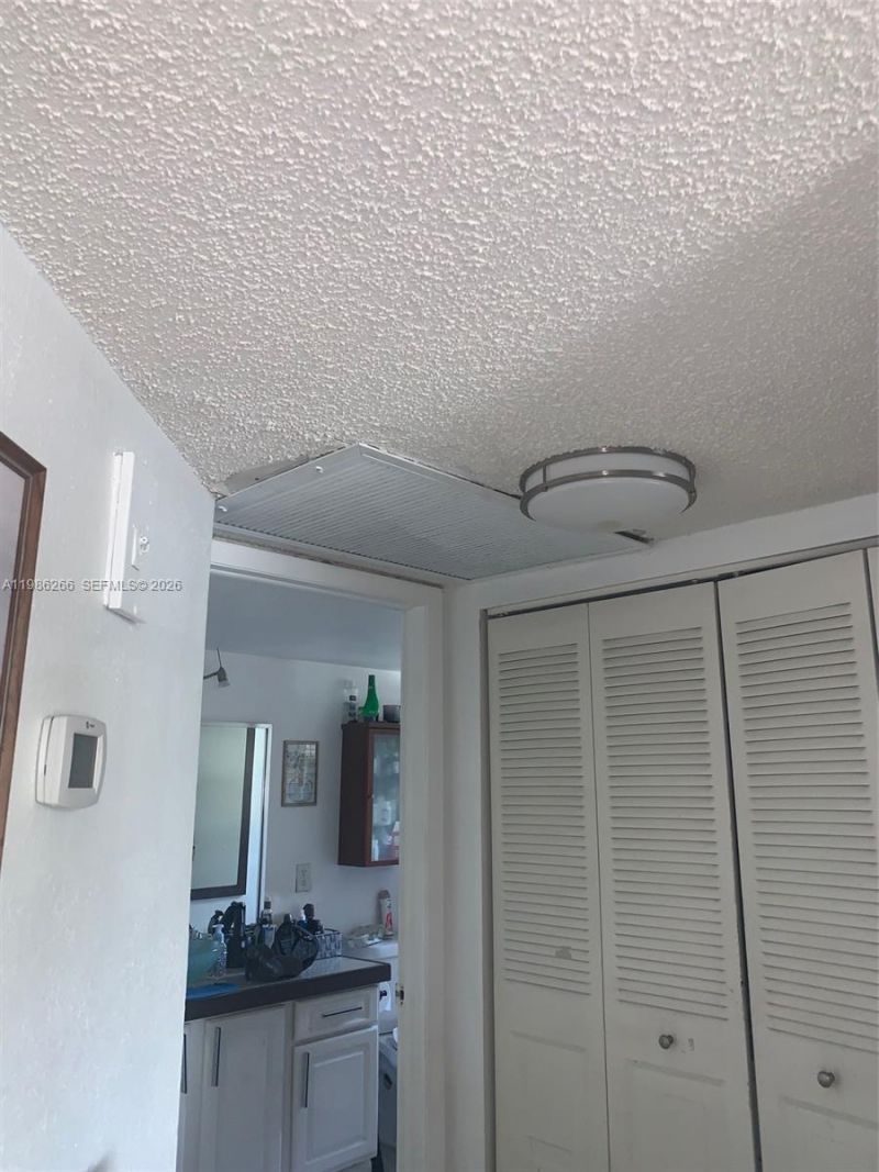 8215 Lake Dr , Unit 201, Doral, FL 33166 Photo