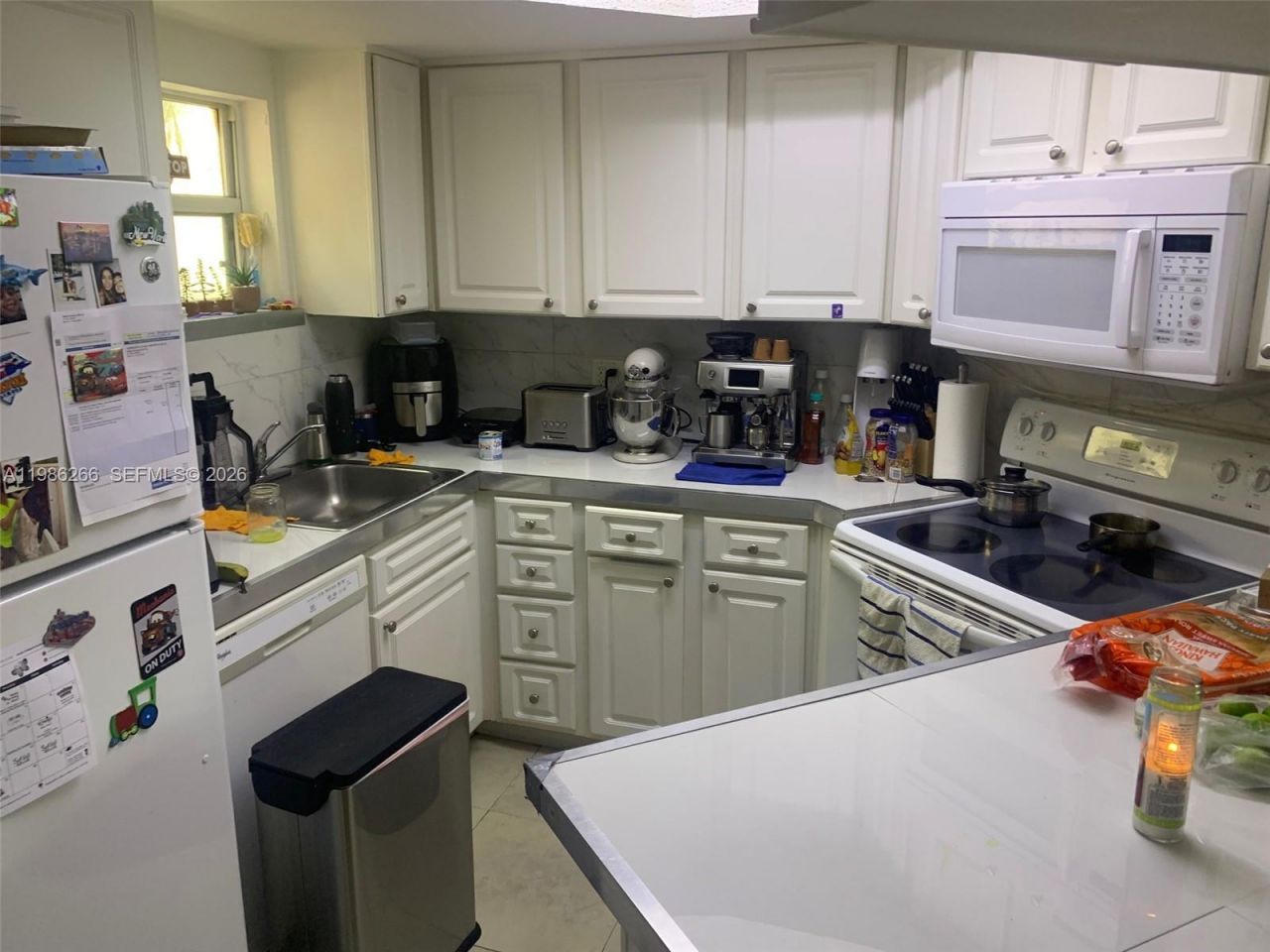 8215 Lake Dr , Unit 201, Doral, FL 33166 Photo