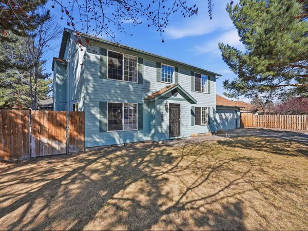 1283 NE Providence Drive, Bend, OR 97701