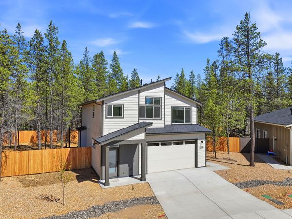 16682 Neil Ct, Unit 7, La Pine, OR 97739