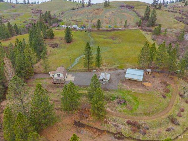 21511 Bandit Lane, Peck, ID 83545