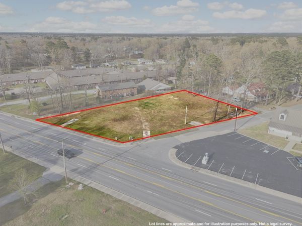 9103 Dollarway Road, White Hall, AR 71602