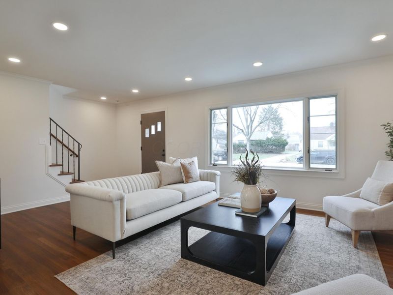 575 Acton Road, Columbus, OH 43214 Photo 4