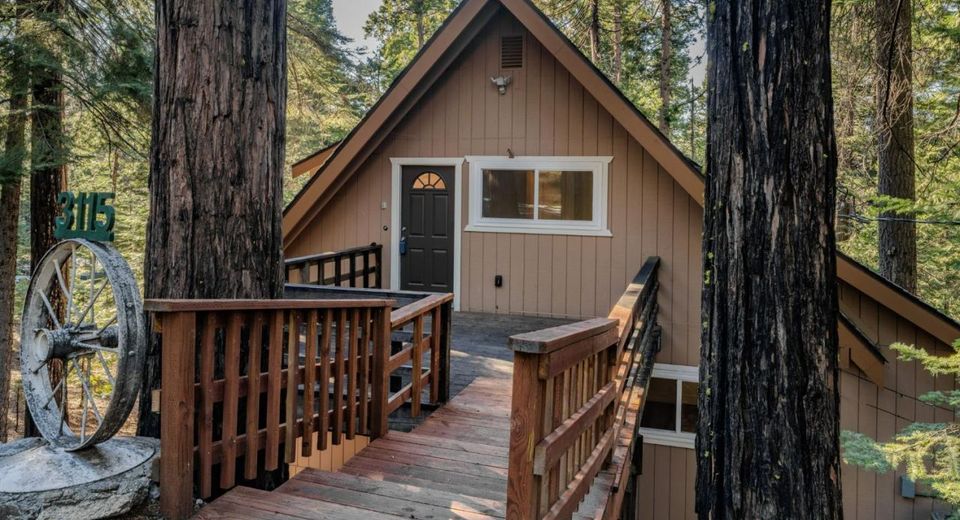3115 Apache Rd, Dorrington, CA 95223 Photo