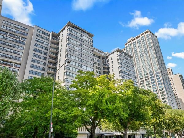 3440 N Lake Shore Drive, Unit 10B, Chicago, IL 60657