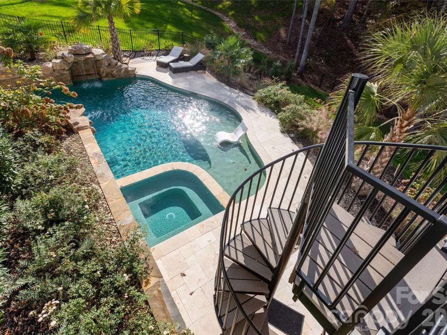 Property Image 47