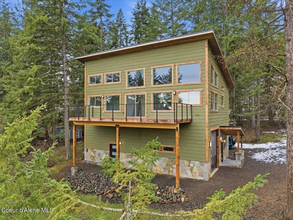 21941 S Lakeview DR, Worley, ID 83876