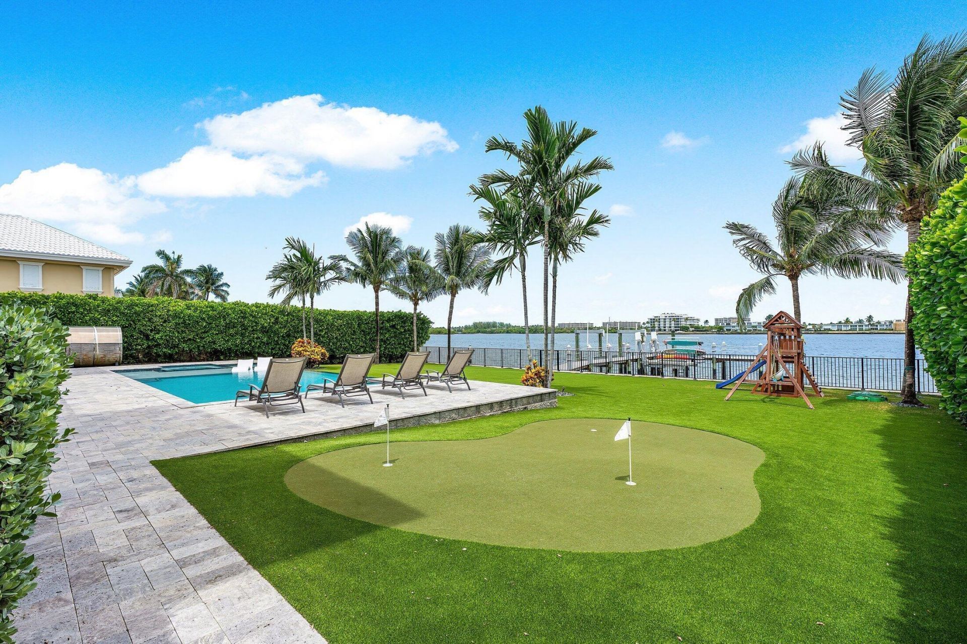 2100 Notre Dame Drive, Lake Worth Beach, FL 33460 Photo