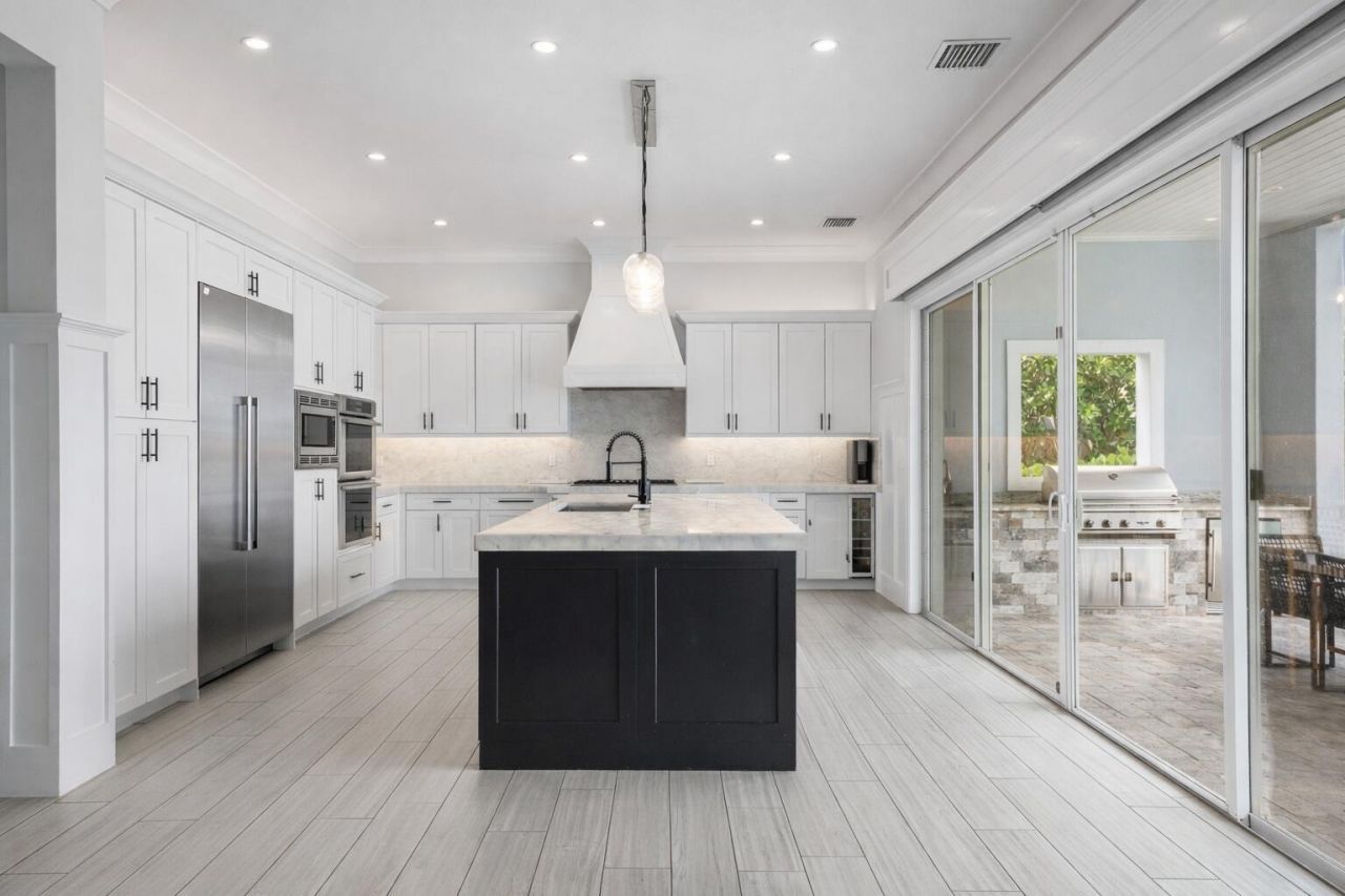 2100 Notre Dame Drive, Lake Worth Beach, FL 33460 Photo