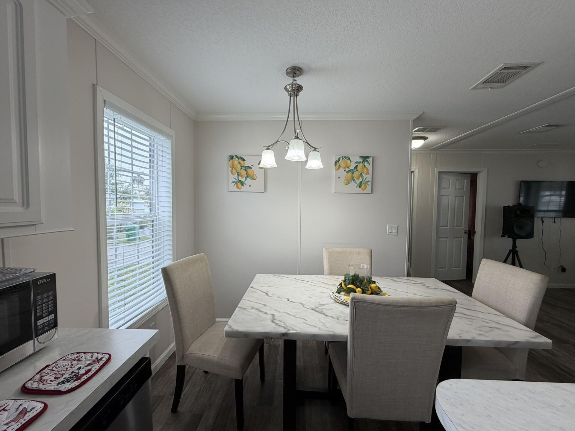 8516 SW 17th Court, Davie, FL 33324 Photo