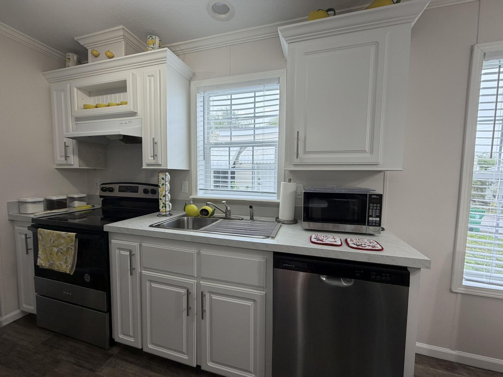 8516 SW 17th Court, Davie, FL 33324 Photo