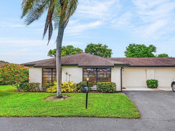 4698 Greentree Terrace, Boynton Beach, FL 33436
