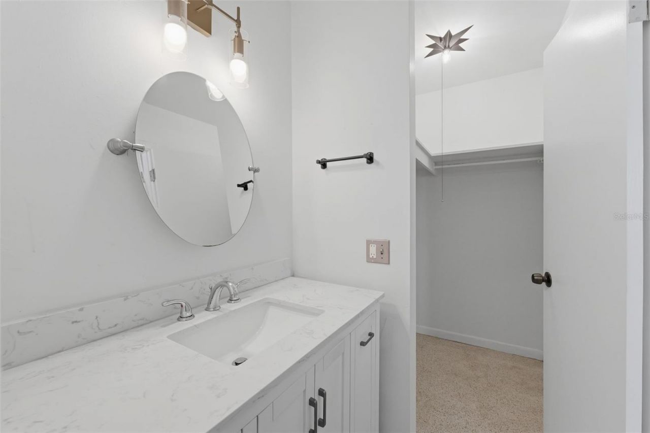 7700 15th Way N, Saint Petersburg, FL 33702 Photo