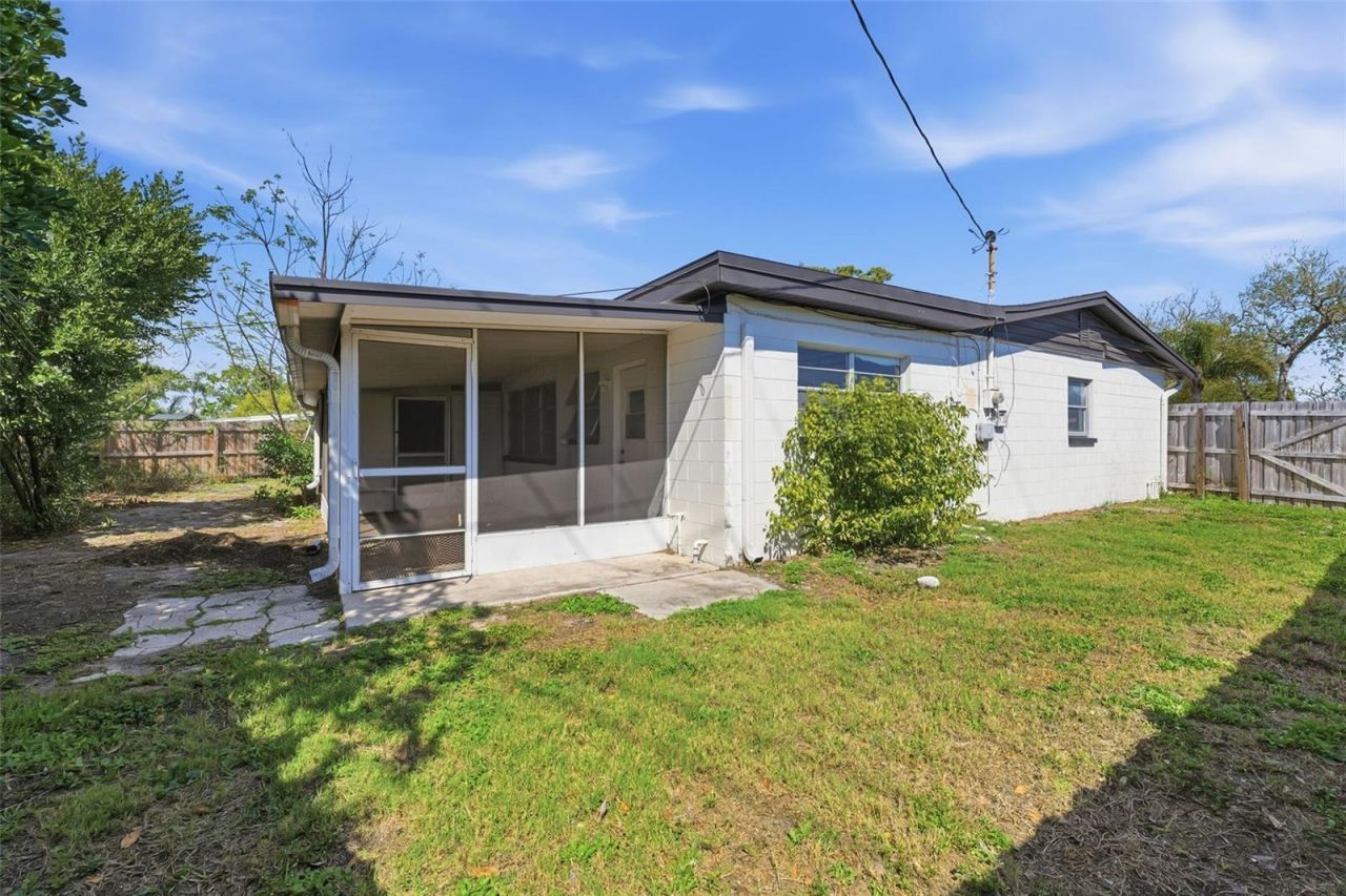 7700 15th Way N, Saint Petersburg, FL 33702 Photo