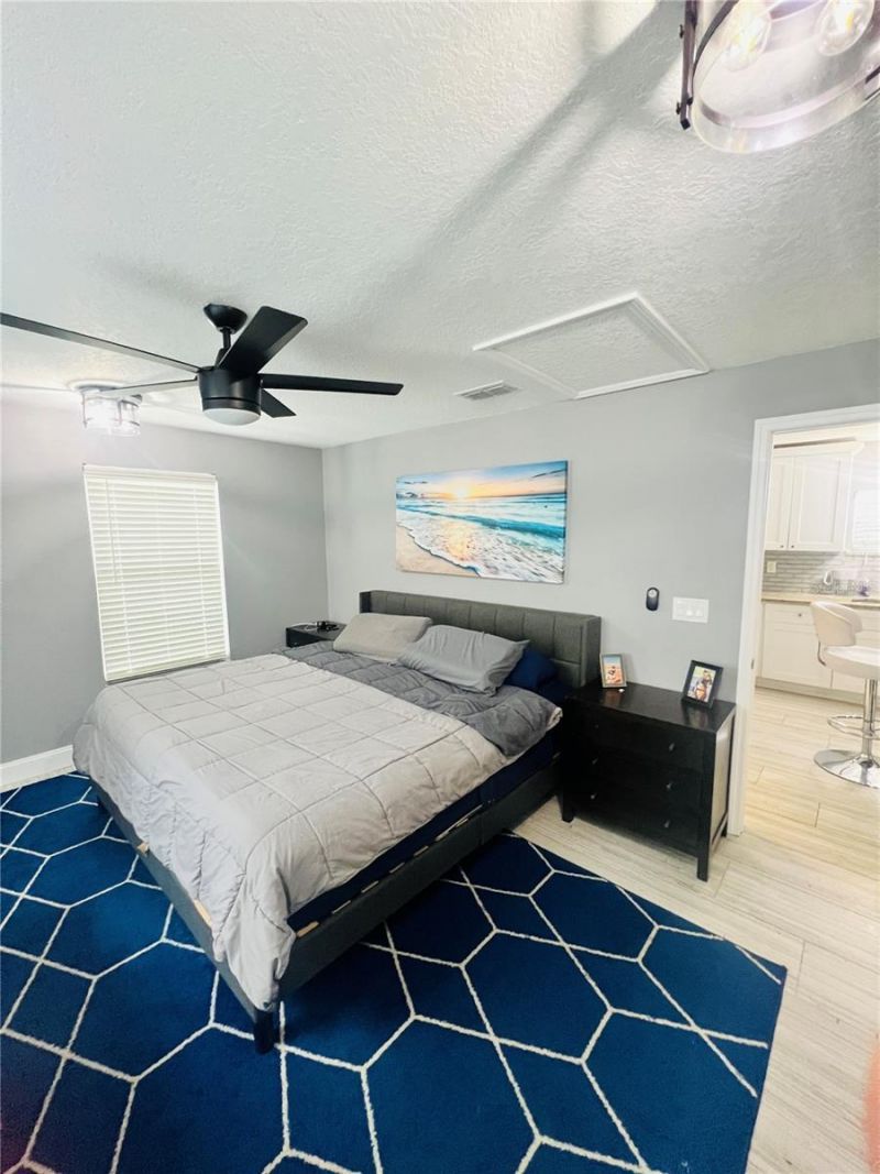 7301 N Dixon Avenue, Unit B, Tampa, FL 33604 Photo
