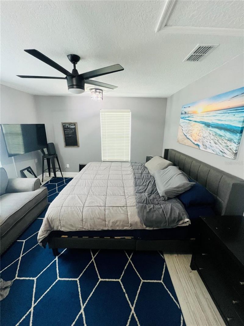7301 N Dixon Avenue, Unit B, Tampa, FL 33604 Photo
