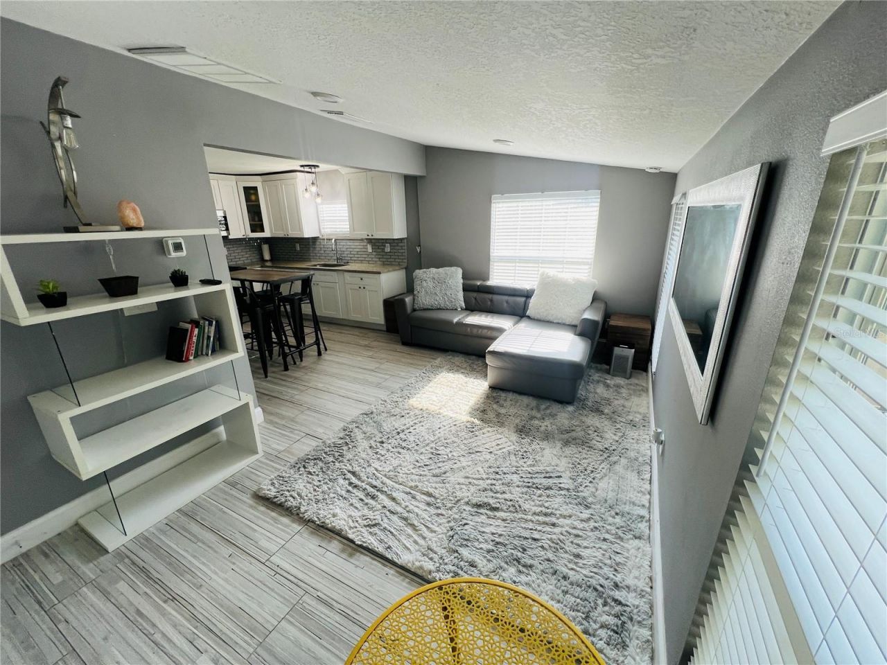 7301 N Dixon Avenue, Unit B, Tampa, FL 33604 Photo