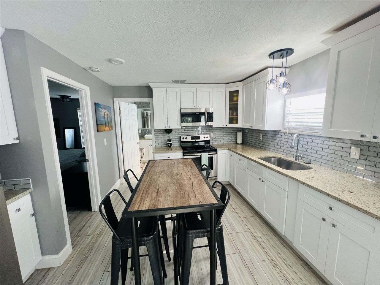 7301 N Dixon Avenue, Unit B, Tampa, FL 33604 Photo