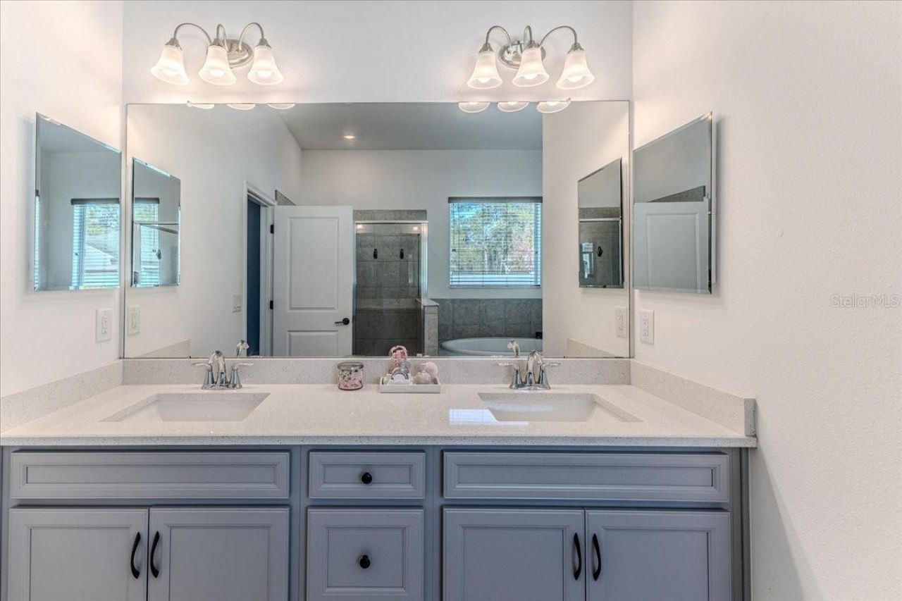 1252 Kelsa Anne Drive , Spring Hill, FL 34609 Photo