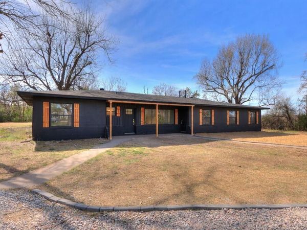 300 Oak Street, Oklahoma City, OK 73110