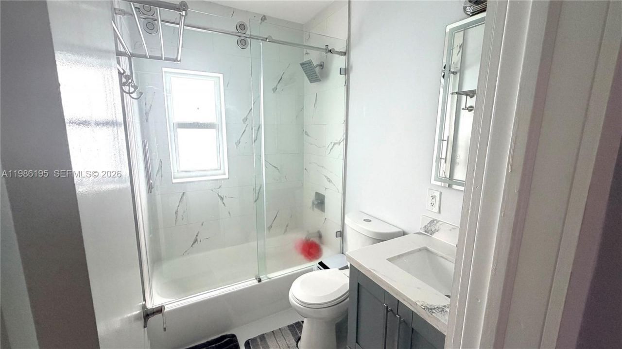 14401 Boggs Dr , Miami, FL 33176 Photo