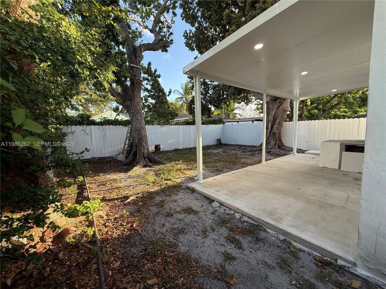 1812 NW 64th St, Miami, FL 33147 Photo