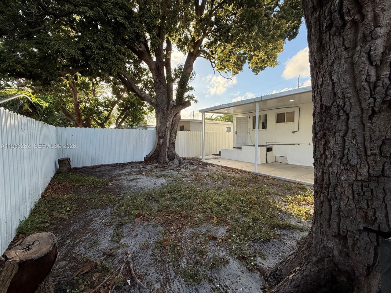 1812 NW 64th St, Miami, FL 33147 Photo